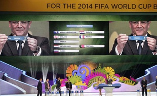 Photo du tirage au sort de la Coupe du monde, le 6 décembre 2013