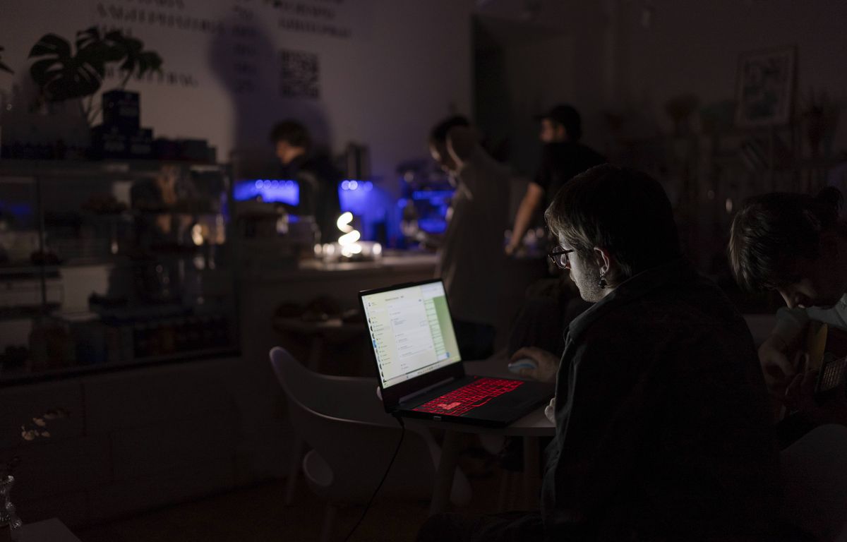 Guerre en Ukraine : Comment la corruption dans l'énergie embarrasse le camp Zelensky