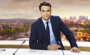 Le journaliste Julian Bugier.