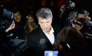 Boris Nemtsov s'adresse à la presse le 5 décembre 2012 à Moscou