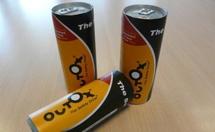 Outox, la boisson censée faire baisser l'alcoolémie, a été lancée le 18 juin 2010.