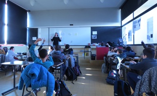 Reportage dans la classe "bien-être" du collège Karl Marx de Villejuif.