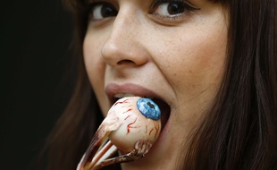 Avez-vous déjà testé les «eyeball cake» ?