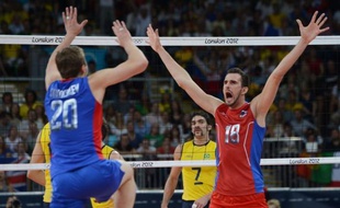 Des Russes renversants ont enfin été sacrés champions olympiques de volley-ball en sauvant deux balles de match face au Brésil avant de l'emporter 3 sets à 2 dans une superbe finale (19-25, 20-25, 29-27, 25-22, 15-9), dimanche à Londres.