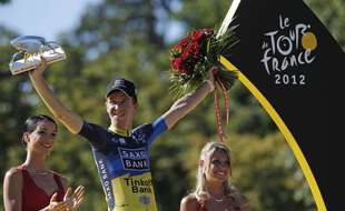 Chris Anker Sorensen recevant le 22 juillet 2012 le prix de la combativité à la fin du Tour de France.