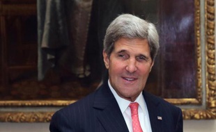 Le secrétaire d'Etat américain John Kerry a rappelé lundi à son homologue saoudien Saoud al-Faiçal que son pays aurait plus d'influence s'il acceptait de siéger au Conseil de sécurité de l'ONU, selon un diplomate américain.