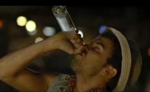 Extrait du spot télé du gouvernement contre l'alcoolisation des jeunes