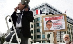 Il court, il court, Nicolas Miguet: candidat pour la 2è fois à la présidentielle, le président du Rassemblement des contribuables français (RCF) se dit "raisonnablement optimiste" pour l'obtention des 500 parrainages requis grâce au "vivier" de maires constitué en 2002.