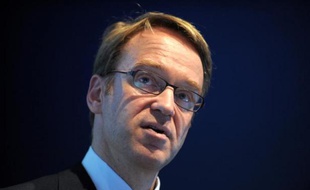 Jens Weidmann, président de la Bundesbank, exclut que les taux d'intérêt directeurs de la Banque centrale européenne (BCE) restent bas "pendant des années" en raison notamment des risques pour la stabilité financière.