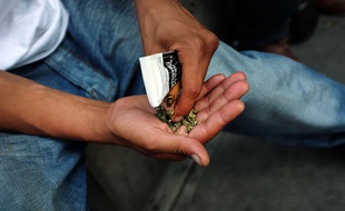 Photo d'illustration de consommation de drogue.