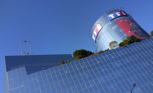 L'arrêt de la diffusion des chaînes TF1 par Canal+, n'est pas sans conséquence pour la Une.