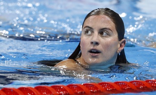 La Française Charlotte Bonnet après les demi-finales du 200m nage libre à Rio, le 8 août 2016.