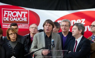 Jean-Luc Mélenchon (Front de gauche) et Bernard Thibault (CGT) ont affiché mardi leurs convergences anti-austérité, à la veille du sommet de l'Elysée que tous deux jugent "anti-social".