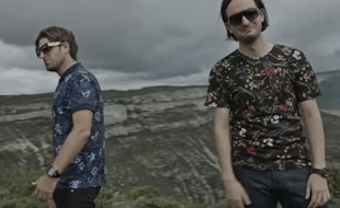 Le Palmashow dans le clip parodique «Rappeurs Sensibles»