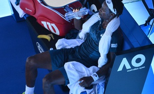 Gaël Monfils avait subi les avanies de la chaleur face à Djokovic en 2017 à Melbourne.
