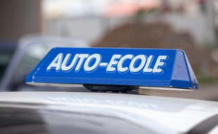 Un contrat plus clair et plus complet doit être utilisé par les auto-écoles depuis le 1<sup>er</sup> juin 2020.