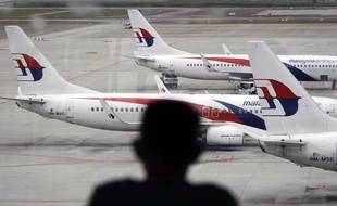 Un passager à l'aéroport de Kuala Lumpur, en Malaisie, le 29 janvier 2015.