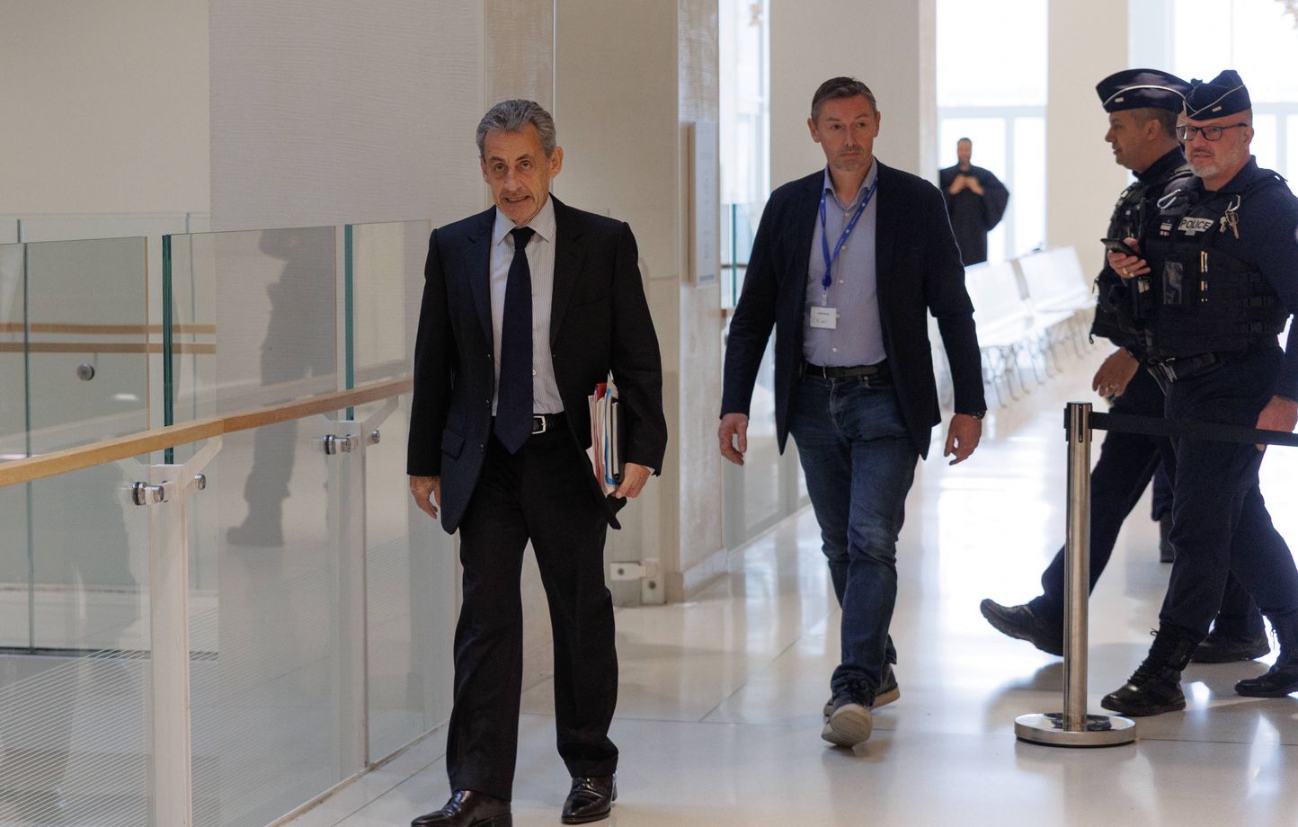 Soupçon de financement libyen : Sept ans de prison et 300.000 euros d'amende requis contre Nicolas Sarkozy thumbnail