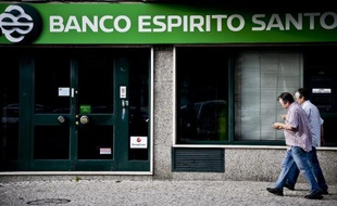 Une agence de la banque portugaise Banco Espirito Santo à Lisbonne, le 1er août 2014