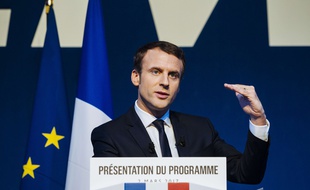 Emmanuel Macron le 2 mars 2017, au Pavillon Gabriel à Paris.