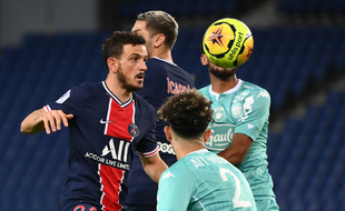 Un duel lors de PSG-Angers