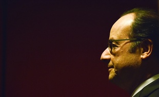 François Hollande à Bruxelles, le 17 décembre 2015.