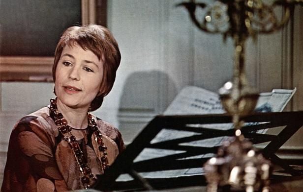 Annie Girardot, retour sur une carrière en vidéo