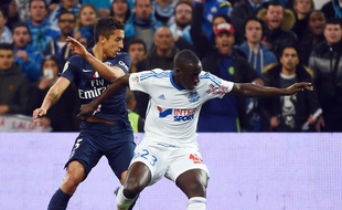 Mendy et Marquinhos au duel lors d'OM-PSG le 5 avril 2015.