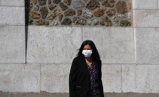 Anne Hidalgo n'avance pas masquée dans ses résolutions post-confinement
