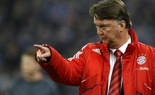 L'entraîneur du Bayern Munich, Louis Van Gaal, lors d'un match contre Schalke04, le 4 avril 2010.