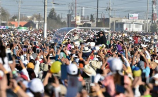 Le pape à son arrivée le 17 février à Ciudad Juarez où il a célébré la messe devant des plusieurs dizaines de milliers de personnes