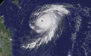 Image satellite de l'ouragan Bill au dessus de l'Atlantique le 20 août 2009.