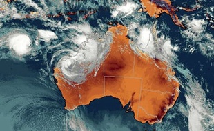 Le cyclone George touche l'Australie le 8 mars 2007.