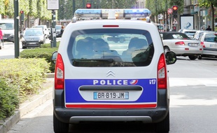 Illustration d'une voiture de police, ici à Rennes.