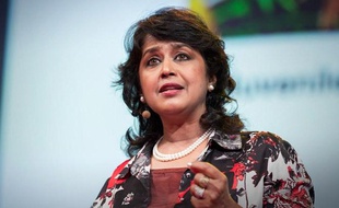 Ameenah-Garib Fakim a été élue le 1er juin 2015 comme présidente de la République de Maurice, devenant ainsi la première femme à accéder à cette fonction