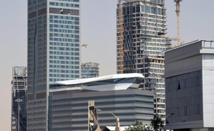 Des tours en construction le 9 mars 2016, dans le quartier des affaires de Ryad, en Arabie saoudite.