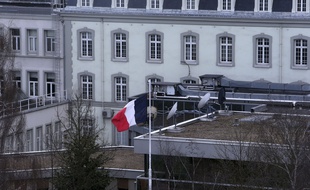 Illustration du siège de la Direction générale de la Sécurité extérieure (DGSE) à Paris.