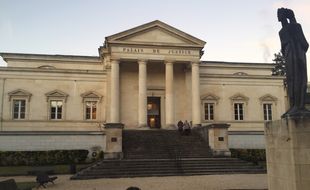 Le palais de justice de Cahors où se tient le procès de Jean-Paul Gouzou pour l'assassinat de sa femme.