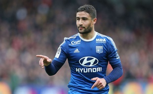 Nabil Fekir lors du match entre Guingamp et Lyon le 4 avril 2015.