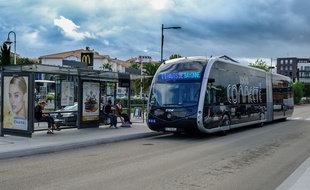 Un Tram'Bus du réseau Chronoplus à Bayonne