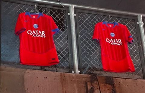 PSG. Le PSG dévoile son maillot third 2025-2026 au pied des Champs-Elysées