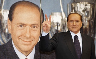 Silvio Berlusconi au moment de fêter ses 25 ans à la tête du Milan AC, en juin 2011.