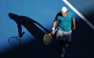 Avec la défaite de Richard Gasquet, étrillé par l'Espagnol David Ferrer (6-4, 6-4, 6-1) lundi à Melbourne, il n'y aura aucun Français en quarts de de finale de l'Open d'Australie pour la deuxième année consécutive.