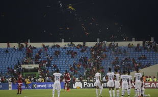 De graves incidents dans les tribunes ont contraint l'arbitre à arrêter la demi-finale de la CAN Guinée Equatoriale-Ghana, le 5 février 2015.