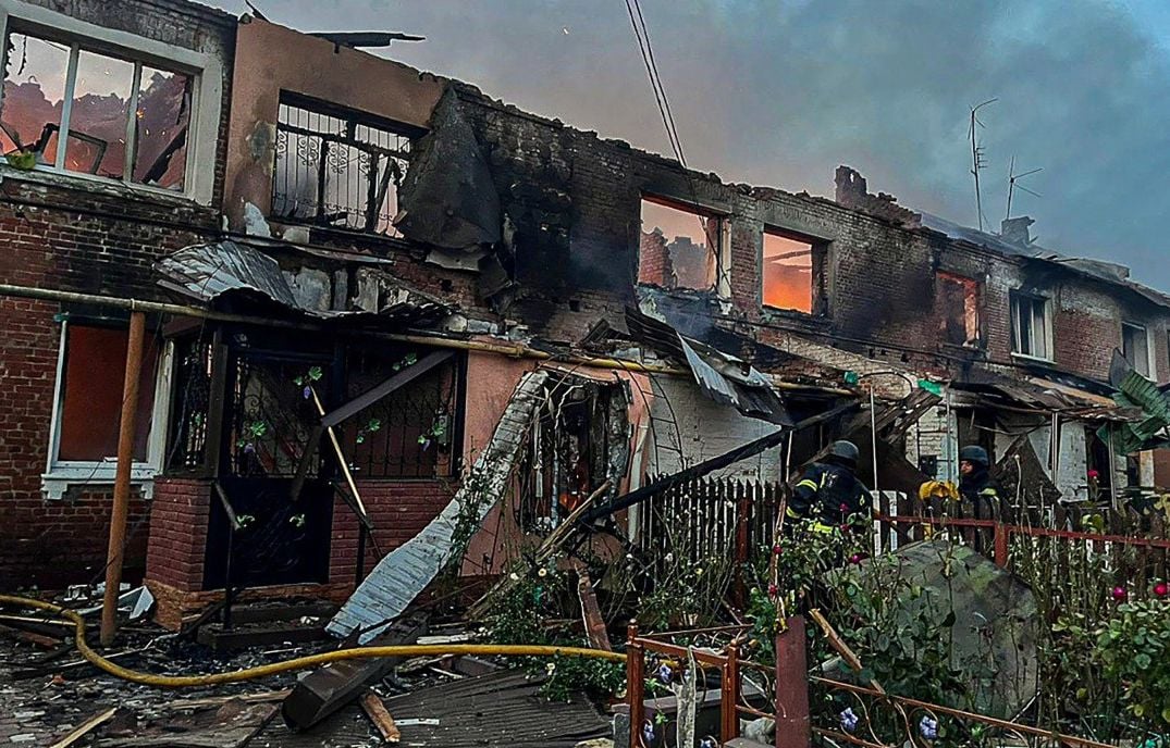 Guerre en Ukraine : Une famille anéantie par une bombe russe, Kiev veut aider les Européens à se protéger