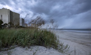Le vent souffle sur Myrtle Beach, sur la côte est des Etats-Unis.
