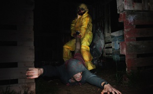 Heureusement qu'il ne s'agit que d'un acteur dans l'escape game en plein d'Aventure 06