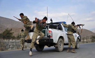 Un attentat suicide a fait au moins six morts au sein d'une foule de spectateurs assistant dans le nord de l'Afghanistan à une partie de bouzkachi, sport national interdit sous le régime des talibans, a annoncé la police.