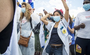 Manifestation de soignants à Paris, le 17 juin 2020.