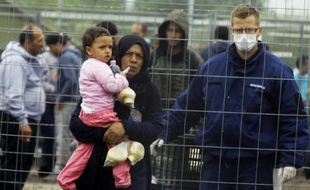 Un camp de réfugiés à la frontière serbo-hongroise, près du village de Roszke, le 11 septembre 2015